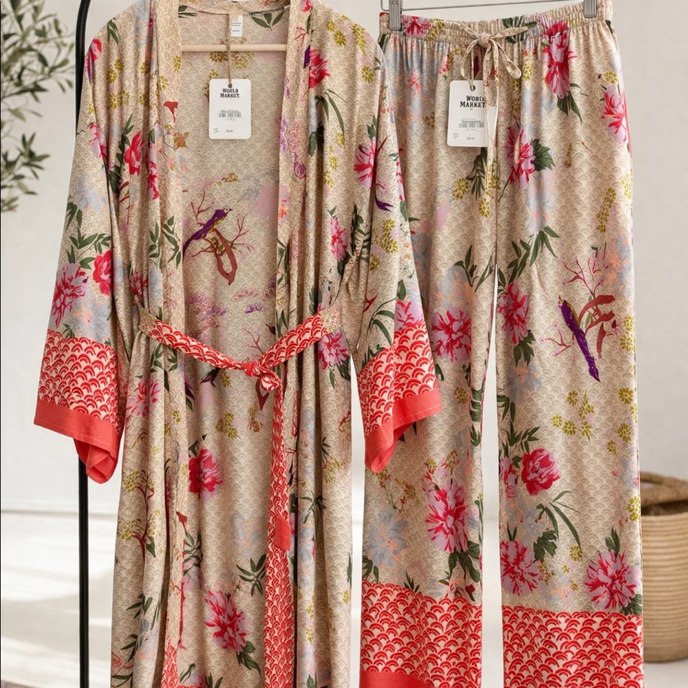 Beautiful Kimono Robe and Lounge Pants l Matching set from World Market 🌸